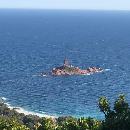 Boulouris Panorama Vue Mer Lägenhet Saint-Raphaël